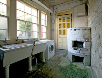 The old washroom